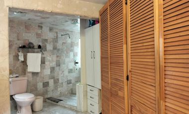 Venta de casa amplia  Villa de Guadalupe Xalostoc, Ecatepec de Morelos