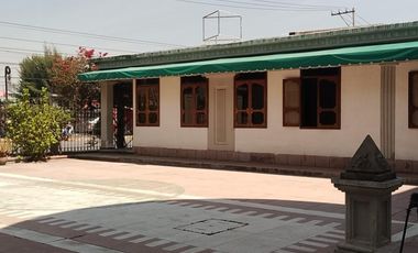 Local Comercial en renta en Jardines de los Claustros I, Tultitlán, Edo. Méx.