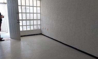 RENTA DE CASA ZUMPANGO, LOS SAUCES II