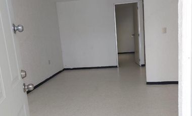 RENTA DE CASA ZUMPANGO, LOS SAUCES II