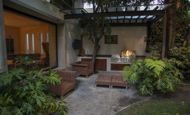 Excelente casa en privada en Bosques de las Lomas