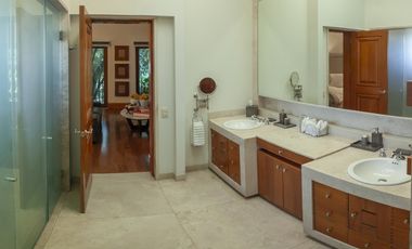 Excelente casa en privada en Bosques de las Lomas