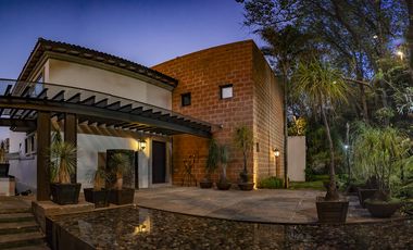 Excelente casa en privada en Bosques de las Lomas