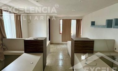 🏡 Casa en Venta – Fracc. del Bosque (a bordo de carretera)