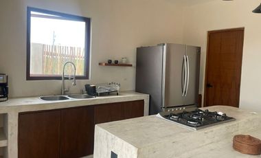 Casa amueblada a 140 m de la playa en renta en San Benito