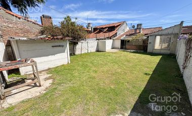 Venta Casa Quilmes Oeste Tres Ambientes Jardin Patio Quincho Cochera APTO CREDITO