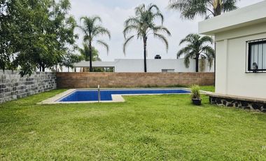 Se vende casa en bosque la primavera