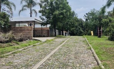 Se vende casa en bosque la primavera