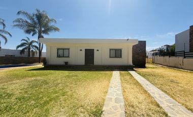 Se vende casa en bosque la primavera