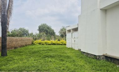Se vende casa en bosque la primavera