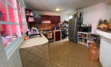 CASA EN RENTA CENTRO DE NAUCALPAN, IMPECABLE Y AMPLIA.