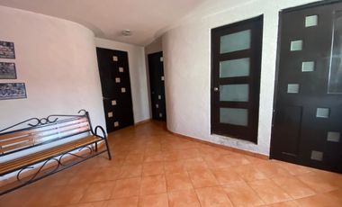 CASA EN RENTA CENTRO DE NAUCALPAN, IMPECABLE Y AMPLIA.