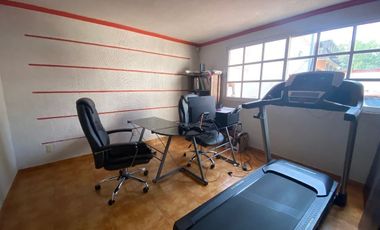 CASA EN RENTA CENTRO DE NAUCALPAN, IMPECABLE Y AMPLIA.