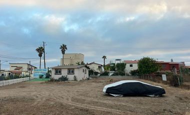 Terreno en zona de Baja del Mar a unos metros del mar