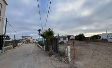 Terreno en zona de Baja del Mar a unos metros del mar