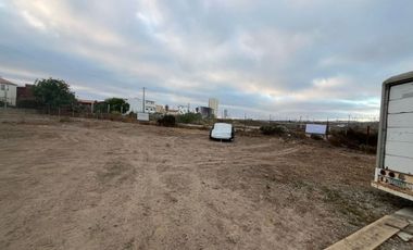 Terreno en zona de Baja del Mar a unos metros del mar