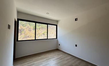 CASA CON 4 HABITACIONES EN LOMAS DEL DORADO EN VENTA