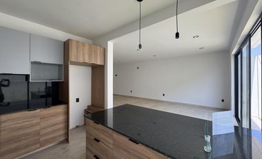 CASA CON 4 HABITACIONES EN LOMAS DEL DORADO EN VENTA