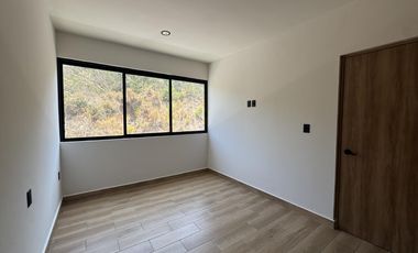 CASA CON 4 HABITACIONES EN LOMAS DEL DORADO EN VENTA