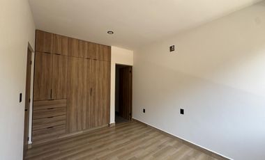 CASA CON 4 HABITACIONES EN LOMAS DEL DORADO EN VENTA