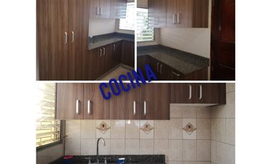 VENDO CASA EN PARQUE LEFEVRE CALLE 8TVA