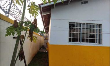 VENDO CASA EN LA CHORRERA ALTOS DEL CAMPO 3R