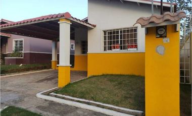 VENDO CASA EN LA CHORRERA ALTOS DEL CAMPO 3R