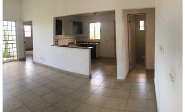 VENDO CASA EN LA CHORRERA ALTOS DEL CAMPO 3R
