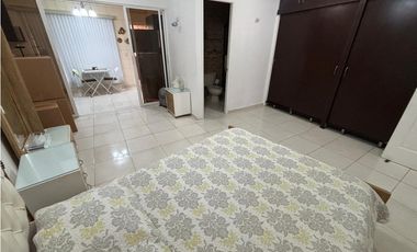 EL BOSQUE / 469M / 3 HABITACIONES / PATIO CON BOHIO / DEBAJO AVALUO