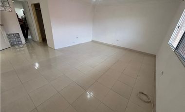 EL BOSQUE / 469M / 3 HABITACIONES / PATIO CON BOHIO / DEBAJO AVALUO