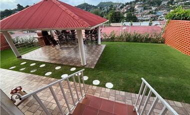 EL BOSQUE / 469M / 3 HABITACIONES / PATIO CON BOHIO / DEBAJO AVALUO