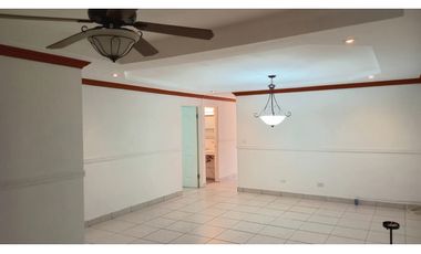 EL BOSQUE / 469M / 3 HABITACIONES / PATIO CON BOHIO / ANEXO JC