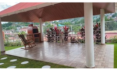 EL BOSQUE / 469M / 3 HABITACIONES / PATIO CON BOHIO / ANEXO JC