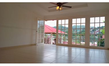 EL BOSQUE / 469M / 3 HABITACIONES / PATIO CON BOHIO / ANEXO JC