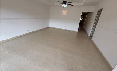 EL BOSQUE / 469M / 3 HABITACIONES / PATIO CON BOHIO / DEBAJO AVALUO