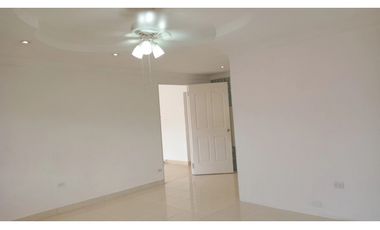 EL BOSQUE / 469M / 3 HABITACIONES / PATIO CON BOHIO / ANEXO JC