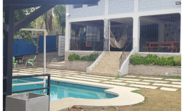 NUEVA GORGONA / 1150M / 3 HABITACION / 5 PARKING / PISCINA / AMOBLADA