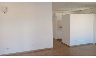 CERRO VIENTO / 294M / 3 HABITACIONES / AMPLIO PATIO TRASERO JC