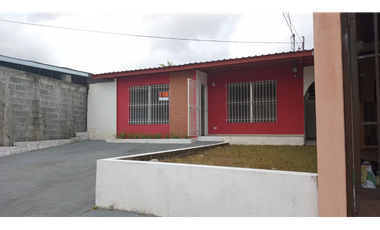 CERRO VIENTO / 294M / 3 HABITACIONES / AMPLIO PATIO TRASERO JC