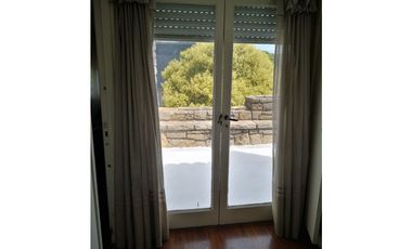 CHALET 4 AMBIENTES - BERNARDO DE YRIGOYEN 3700