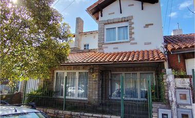 CHALET 4 AMBIENTES - BERNARDO DE YRIGOYEN 3700