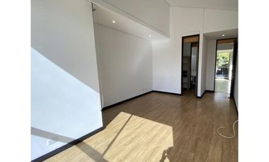 Casa en Arriendo en Envigado El Atravesado