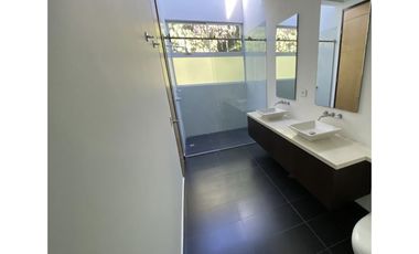 Casa en Arriendo en Envigado El Atravesado