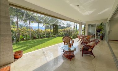 casa moderna de 4 habitaciones POBLADO MEDELLIN San Lucas