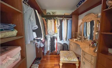 casa moderna de 4 habitaciones POBLADO MEDELLIN San Lucas