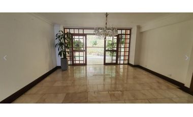 Vendo Casa en El Poblado1 - Sector El Tesoro