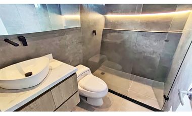 Vendo o arriendo casa recién remodelada cerca al Tesoro