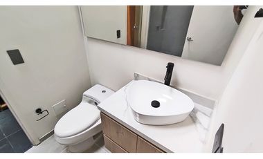 Vendo o arriendo casa recién remodelada cerca al Tesoro