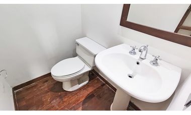 Vendo o arriendo casa recién remodelada cerca al Tesoro