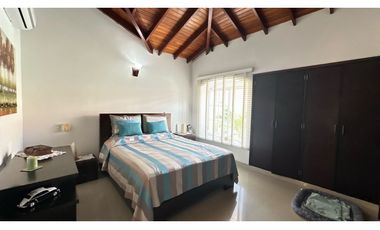 MODERNA CASA CON SISTEMA DE PANEL SOLAR Rodadero Reservado-060-